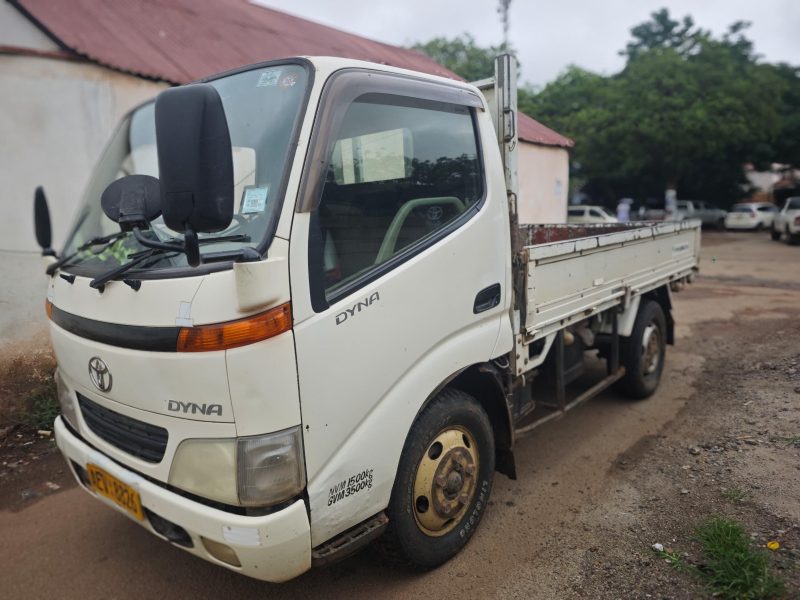 Toyota Dyna 2ton