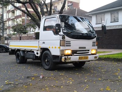 Mazda Titan 2 ton