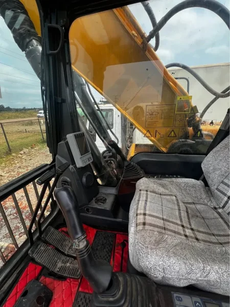 2024 SANY SY215C 25 ton